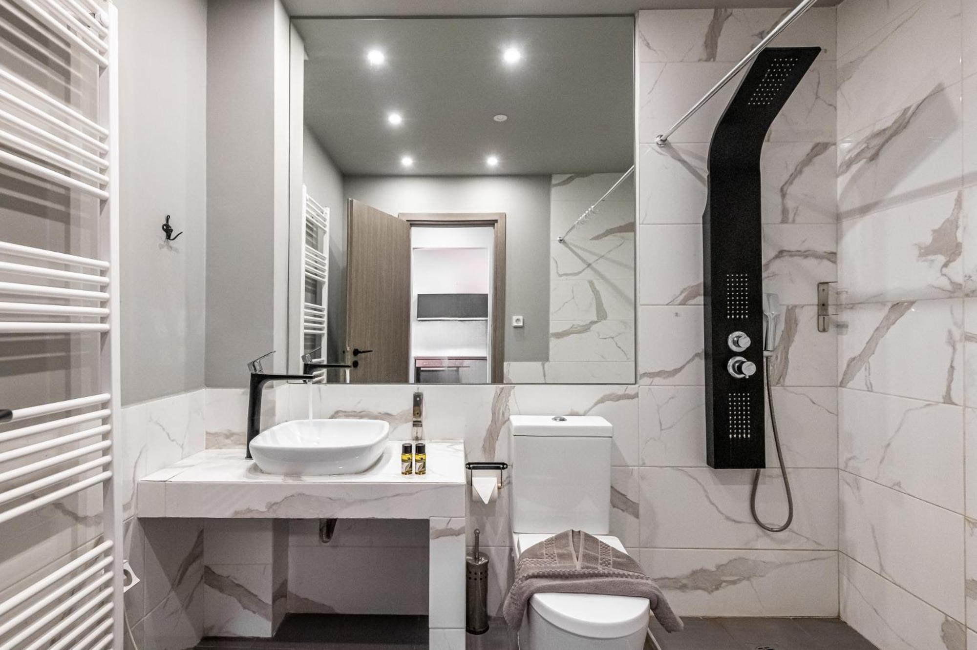 Athenian Infinity Apartments Luaran gambar